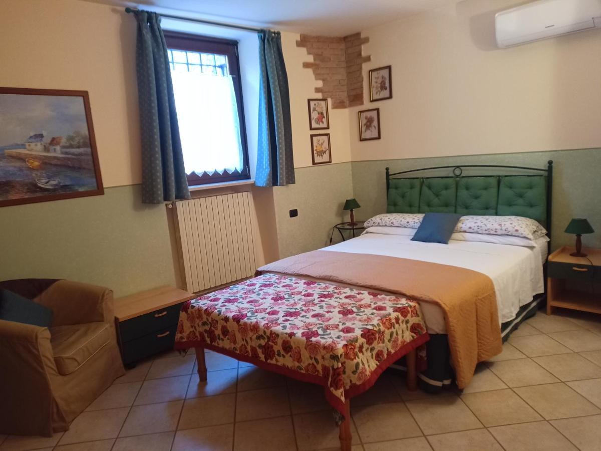 B&B Renzano Bedrooms ซาโล ภายนอก รูปภาพ